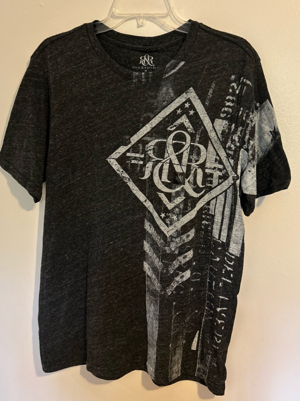 NWT Rock & Republic Mens T-Shirt Size Medium